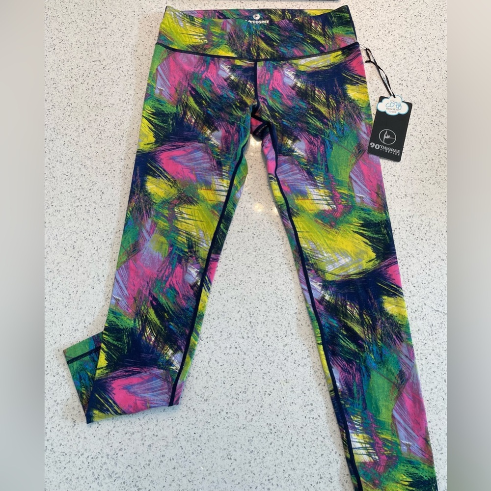 BNWT 90 Degree By Reflex Multicolor Abstract Stay Cozy Leggings Size M